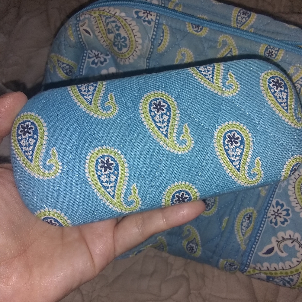 Vera Bradley Purse/Handbag and Glasses Case Set - Picture 7 of 8